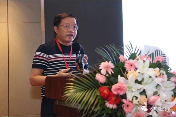 我会地源热泵专委会支持并组织会员出席第十届中国国际地源热泵行业高层论坛