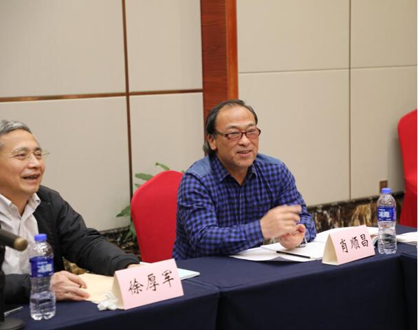 武汉土木建筑学会召开2023年度秘书长工作会议暨国防教育主题党日活动